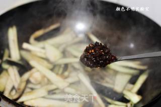 茄丝炒肉的做法步骤：5