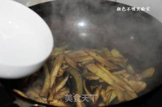 茄丝炒肉的做法步骤：6