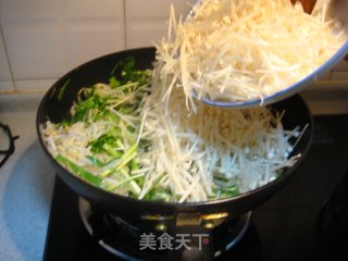 让我们迎接春天的来临 制作春卷的做法步骤：6