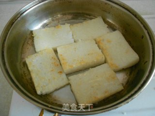 香煎萝卜糕的做法步骤：4