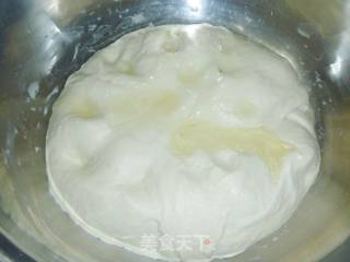 【怡汝烘焙】初次尝试成功---红枣辫子面包的做法步骤：3