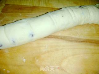 【怡汝烘焙】初次尝试成功---红枣辫子面包的做法步骤：8