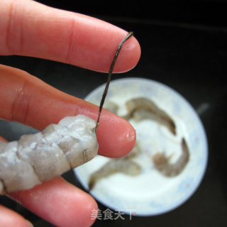 姜黄炒海鲜饭的做法步骤：3