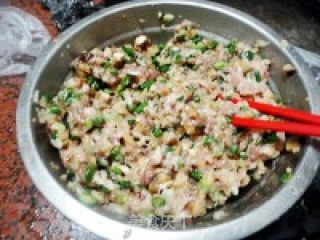 香菇猪肉包子的做法步骤：7
