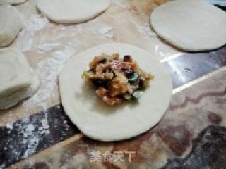 香菇猪肉包子的做法步骤：11