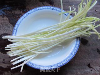 韭芽炒鸭蛋的做法步骤：5