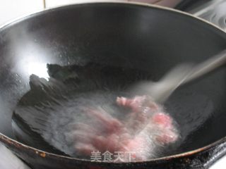 芹菜肉丝的做法步骤：2