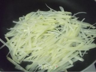 韭菜炒土豆丝的做法步骤：7