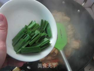 油豆条炖肉的做法步骤：11