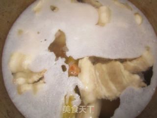 酸菜炖白肉血肠～经典的东北农家杀猪菜的做法步骤：4