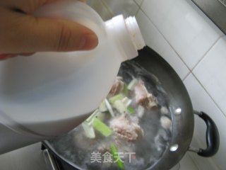 汤煲篇——【白菜粉丝羊肉汤】的做法步骤：4