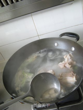 汤煲篇——【白菜粉丝羊肉汤】的做法步骤：5