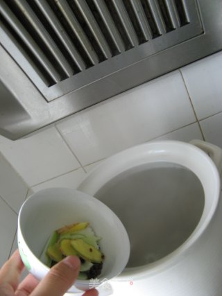 汤煲篇——【白菜粉丝羊肉汤】的做法步骤：6