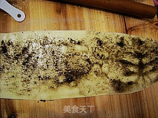 芝麻千层饼的做法步骤：3