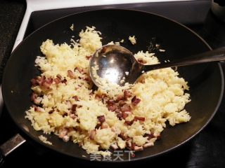 金镶银叉烧炒饭的做法步骤：5