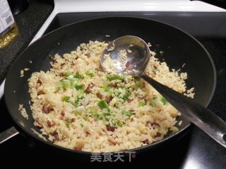 金镶银叉烧炒饭的做法步骤：6