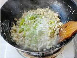 【鸡刨豆腐】的做法步骤：6