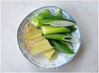 【鲫鱼炖豆腐】的做法步骤：6