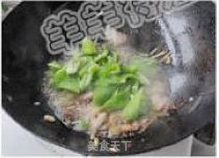 【家常尖椒豆腐皮】的做法步骤：7