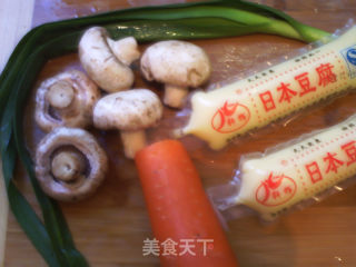 玉子烩蘑菇的做法步骤：1