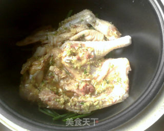 桑拿鸡的做法步骤：1