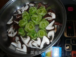 香菇油菜的做法步骤：4