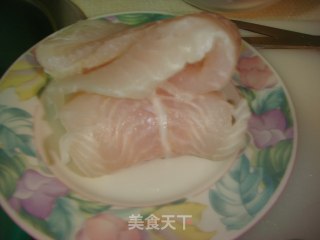 豉椒炒鱼柳的做法步骤：1