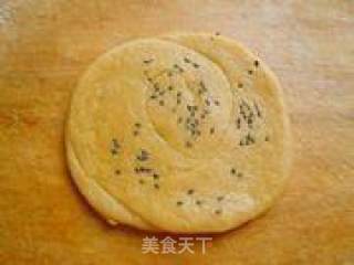 五香酥饼的做法步骤：11