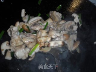 香菇滑鸡的做法步骤：5