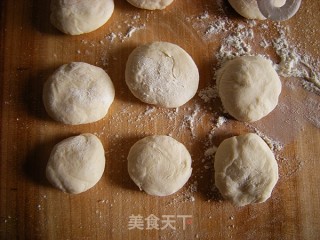 美味小零食-中式香蕉派的做法步骤：4