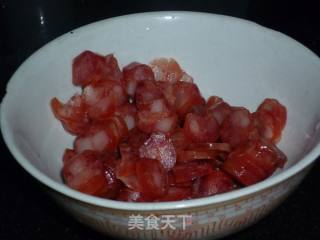 电压力煲食谱：腊肠青豆双米饭的做法步骤：1