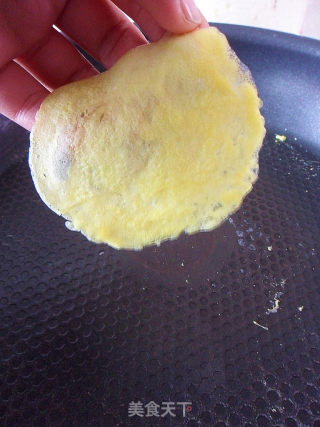 【健康无油版的黄金饺子】自制鲜肉蛋饺的做法步骤：8