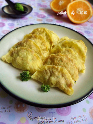 【健康无油版的黄金饺子】自制鲜肉蛋饺的做法步骤：13