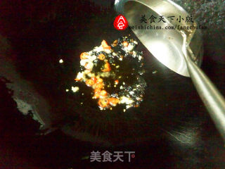 【经典家常菜】豆豉虎皮尖椒的做法步骤：4
