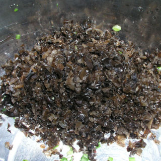 素三鲜水饺的做法步骤：2