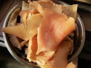 剩肉皮的好去处——猪油and猪皮的做法步骤：9