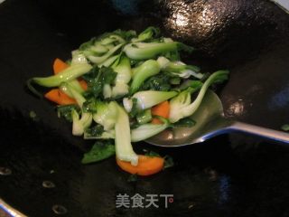 鲜蔬鱼丸汤的做法步骤：5