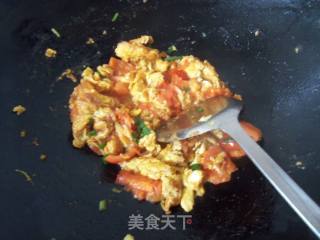 西红柿炒鸡蛋的做法步骤：6