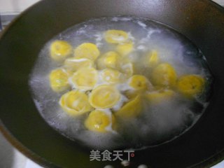 元宝饺子的做法步骤：9