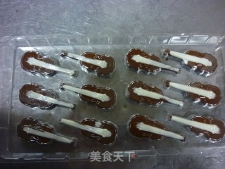 小提琴蛋糕的做法步骤：7