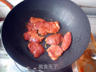 蒜香煎肉的做法步骤：3