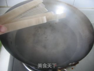 拉皮虾干白菜汤的做法步骤：2