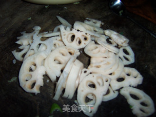 培根莲藕的做法步骤：2