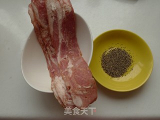 【香煎培根土司】----咸香美味的诱惑的做法步骤：2