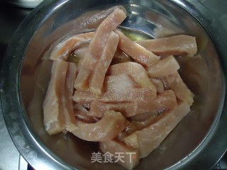 糖醋里脊的做法步骤：3