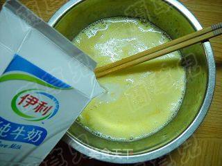 花蜜水果蛋卷的做法步骤：3