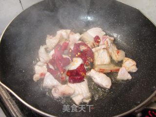 爱的【香芹木耳肉片】的做法步骤：8