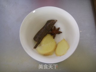 花样肉皮冻的做法步骤：2