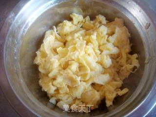 精致美味早餐--三文肉肠蛋炒饭的做法步骤：7