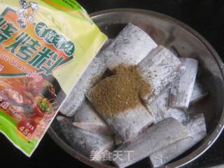 青蒜烩带鱼的做法步骤：3